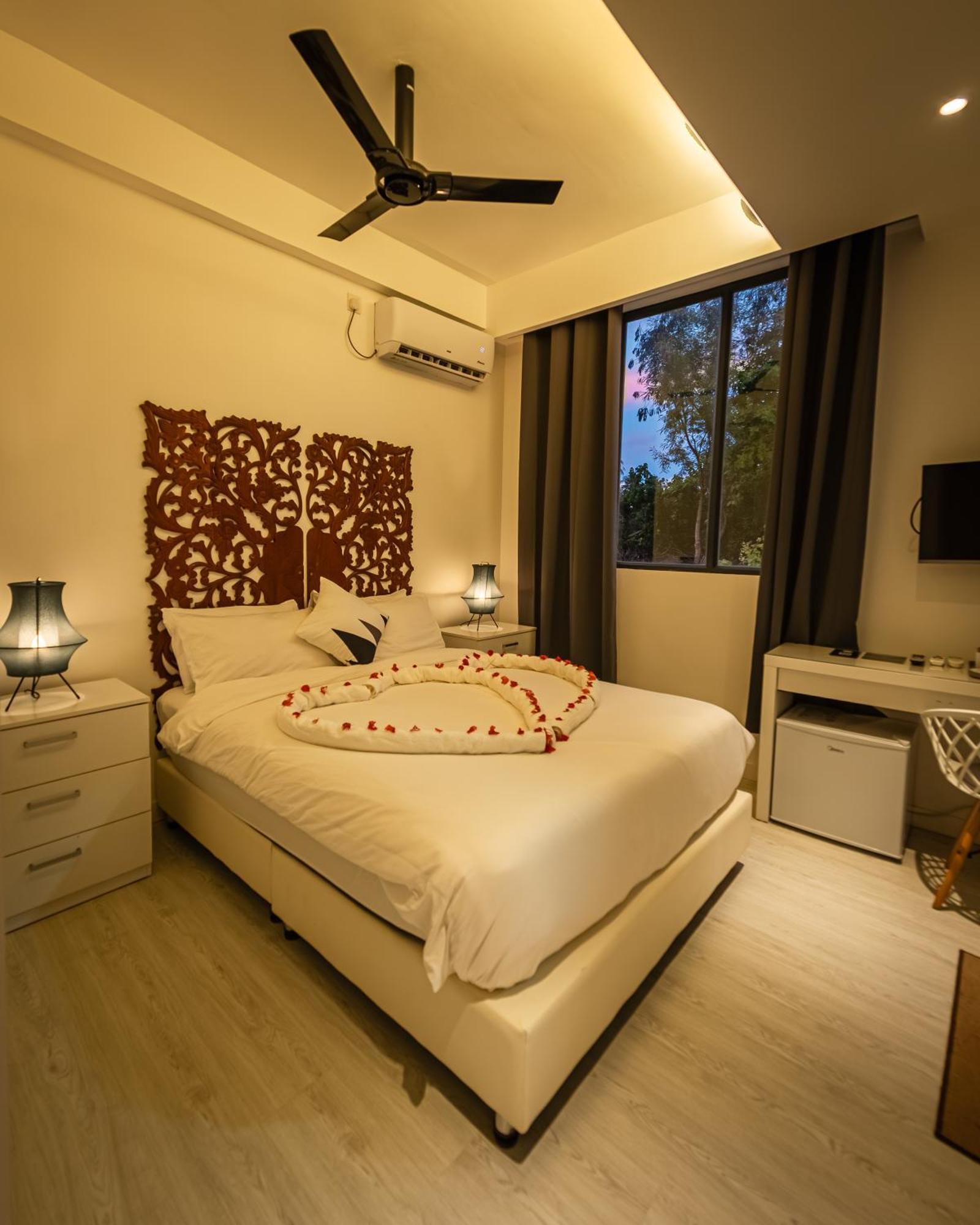 Unwind Dhigurah Hotel Dhigurah  Exterior photo